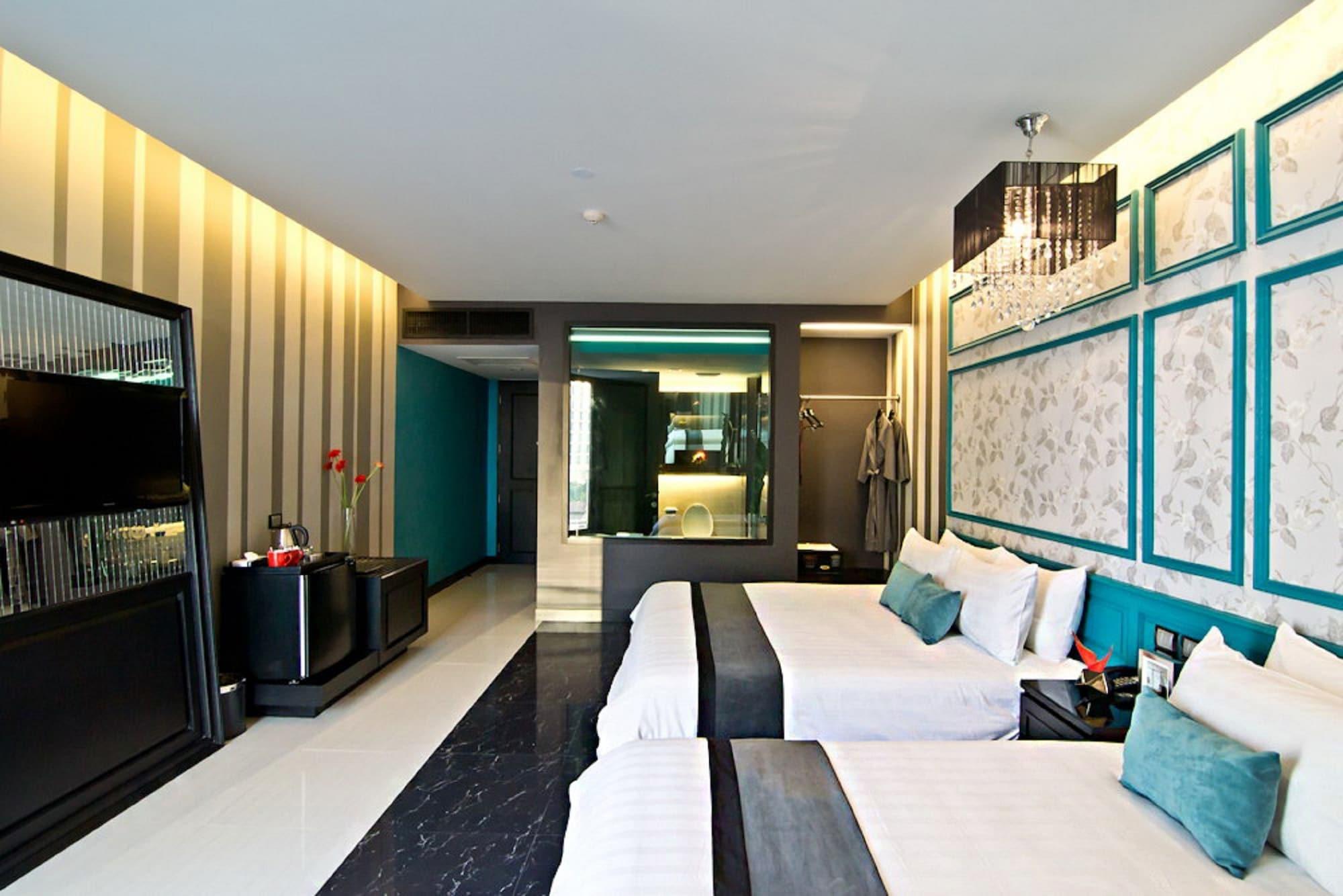 Tsix5 Quarter Hotel Патая Екстериор снимка