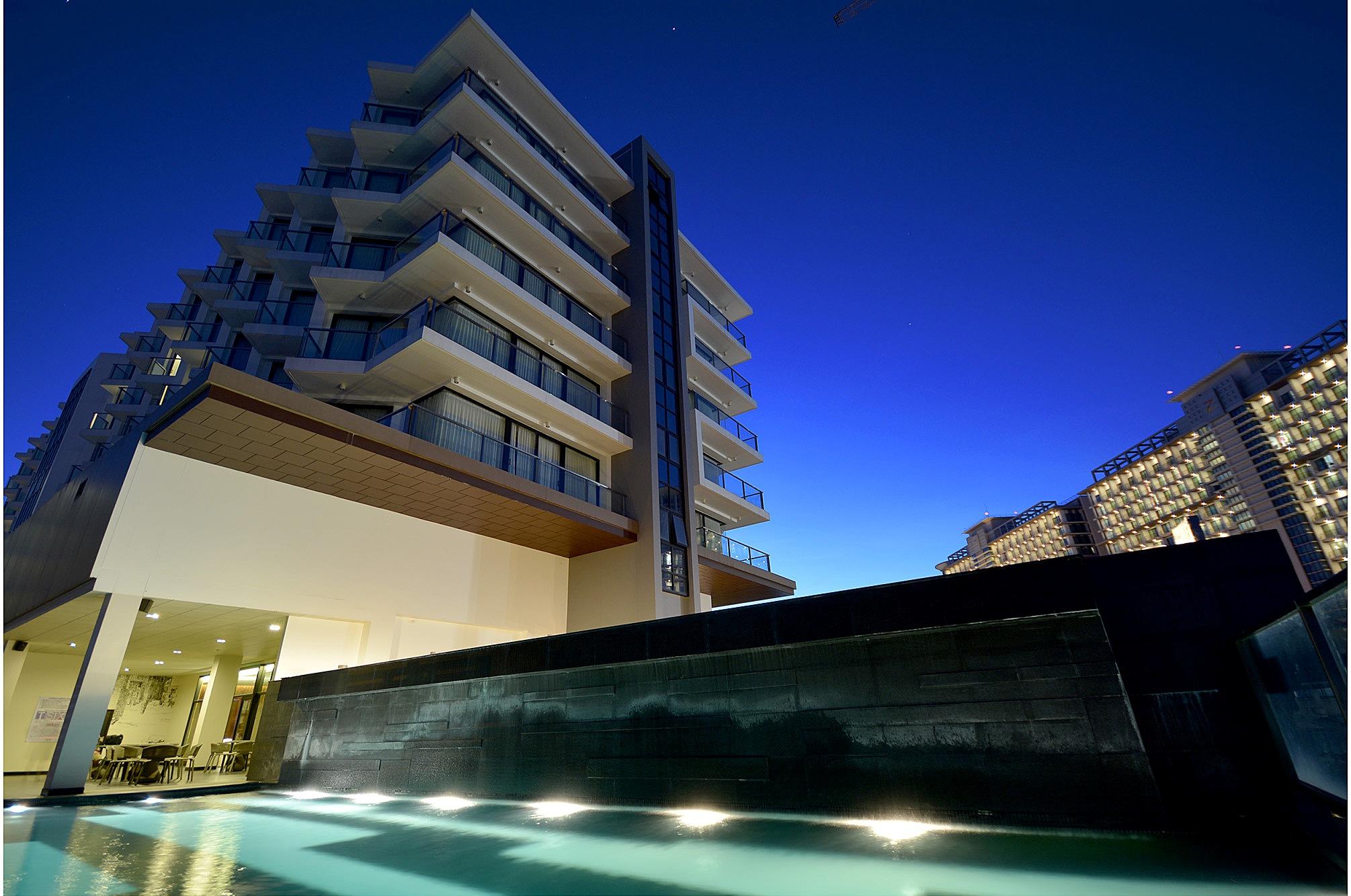 Tsix5 Quarter Hotel Патая Екстериор снимка