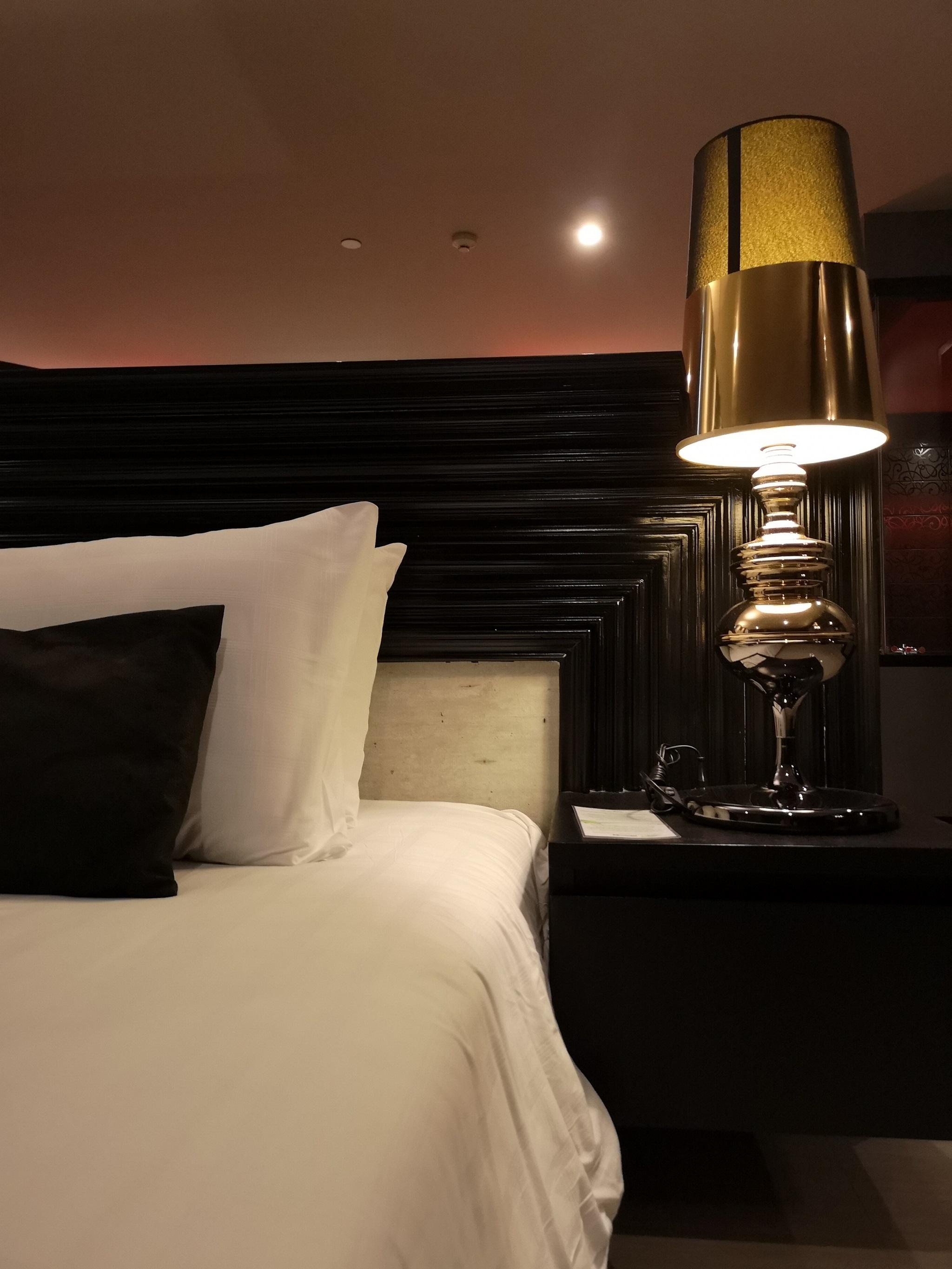 Tsix5 Quarter Hotel Патая Екстериор снимка