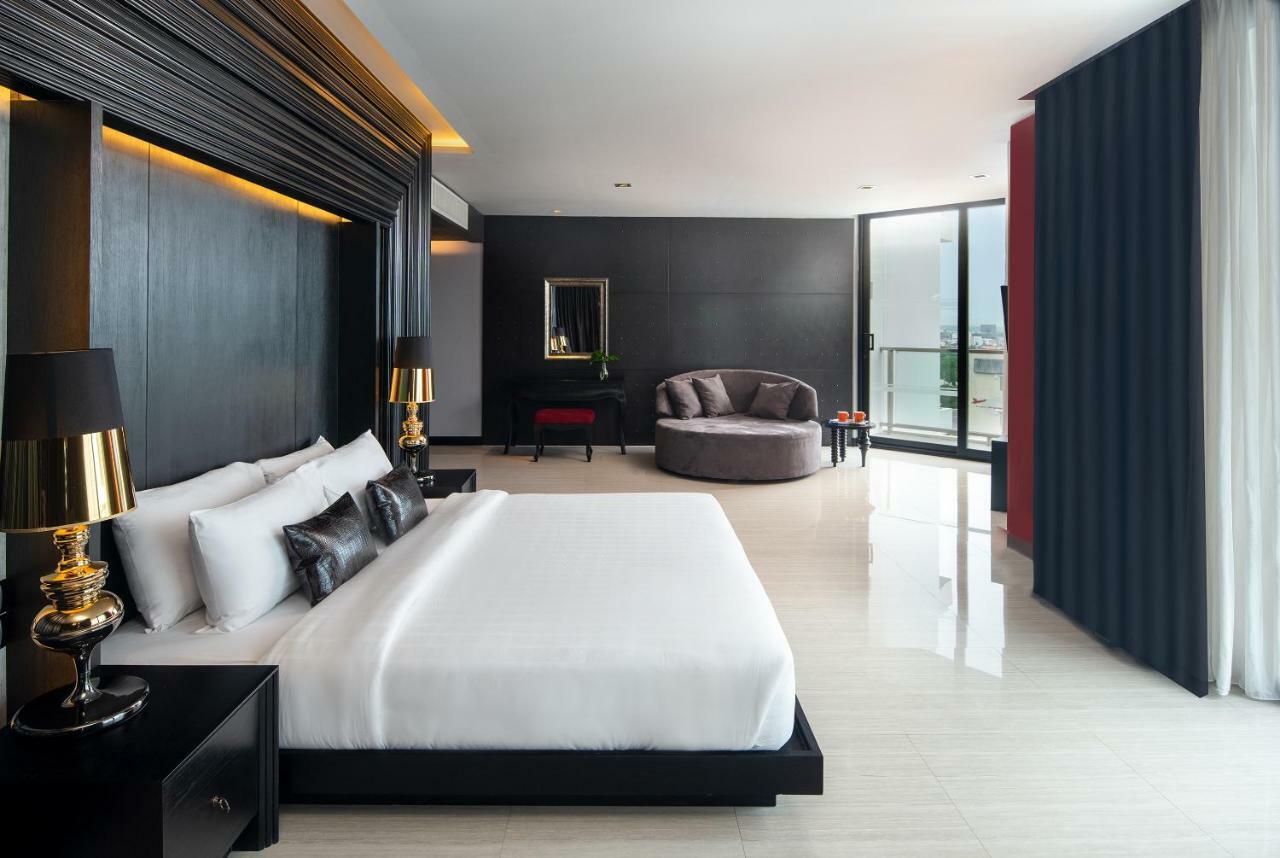 Tsix5 Quarter Hotel Патая Екстериор снимка